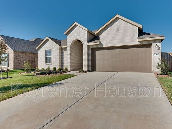 2nd image of 7507 Greenbriar Canyon Ln