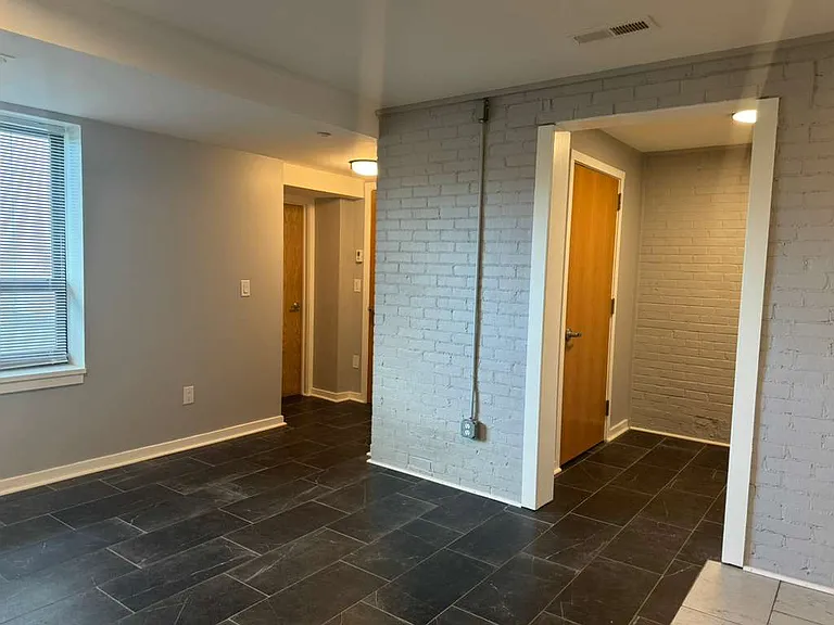 60 Coleman St #2M — Photo 6