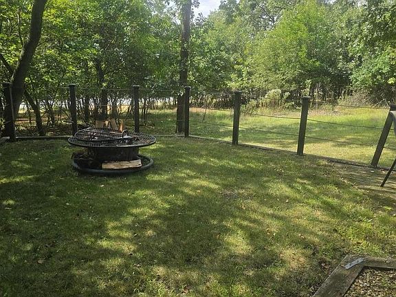 3rd image of 16/197 Sublette Rd