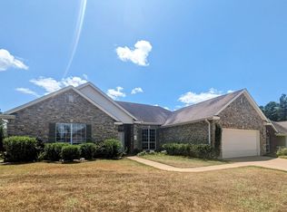 115 Suncrest St, Lumberton, TX 77657
