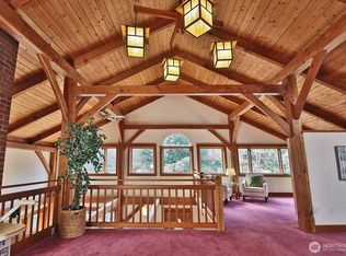 2970 Smugglers Cove Rd, Greenbank, WA 98253
