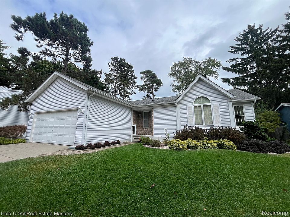 1st image of 2816 W Village Ln