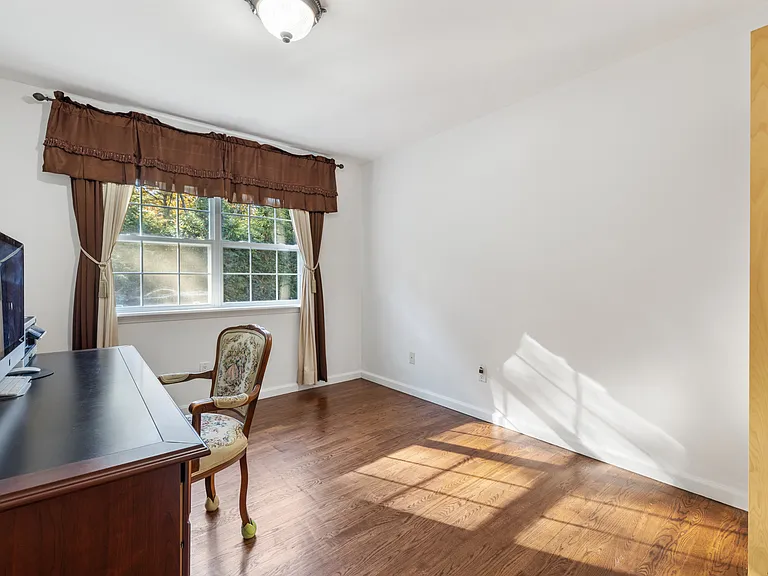 7 Spring Close Ln — Photo 19