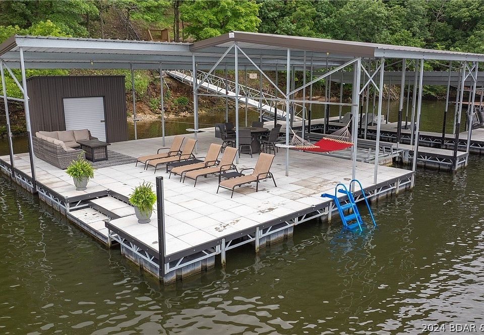 1st image of 30 Hawks Point Dr