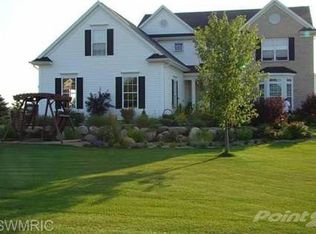 51024 Rebecca Dr, Paw Paw, MI 49079