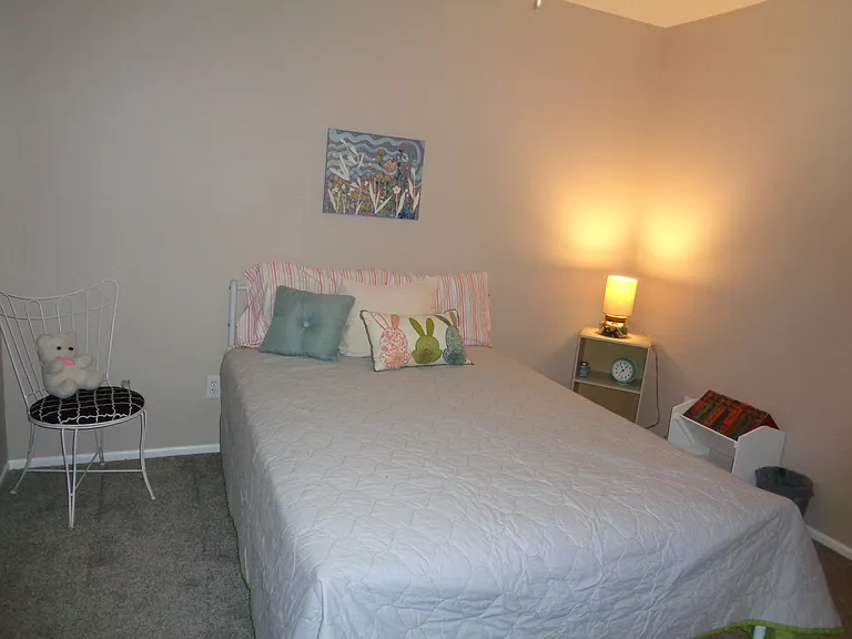 N Oakwood Ln — Photo 10