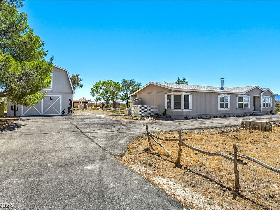 1st image of 5461 E Navajo Blvd