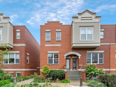 3651 W Cornelia Ave UNIT E, Chicago, IL, 60618