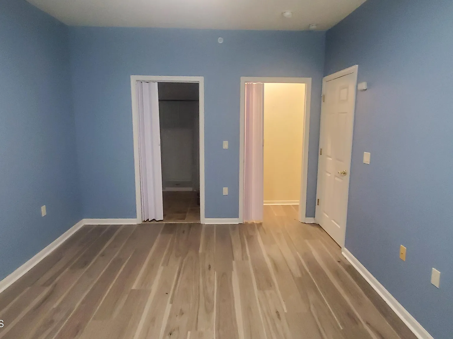 2 bed, 1165 sqft, $2,500 — Photo 4