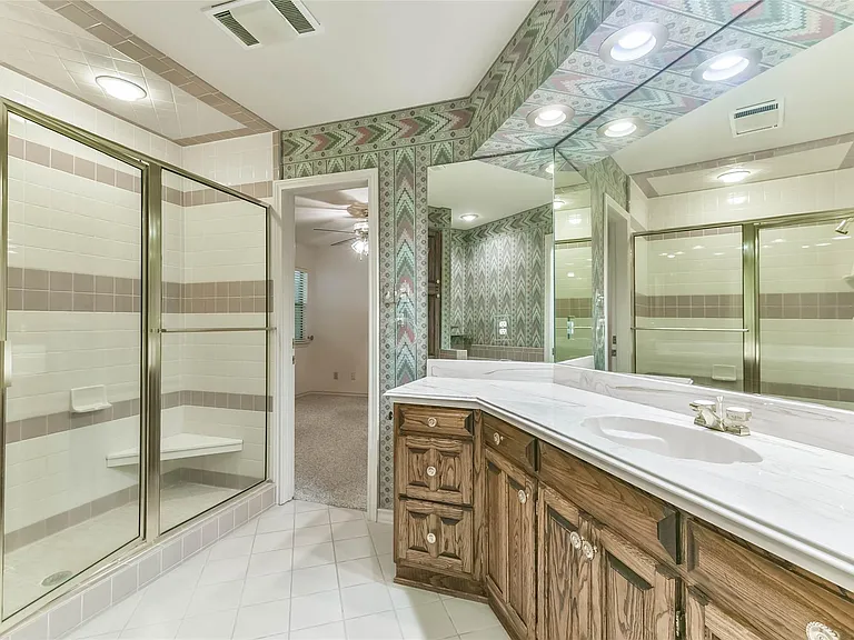 1 Cadena Ct — Photo 44