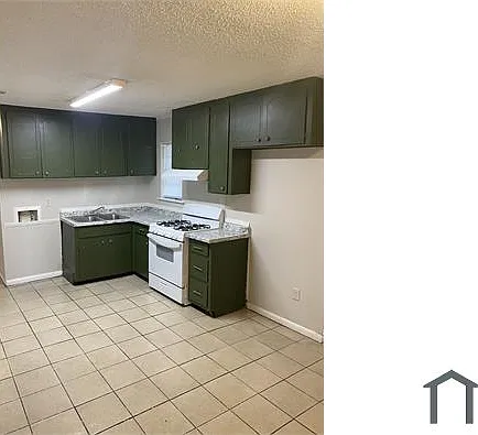 3 bed, 1100 sqft, $1,100 — Photo 3