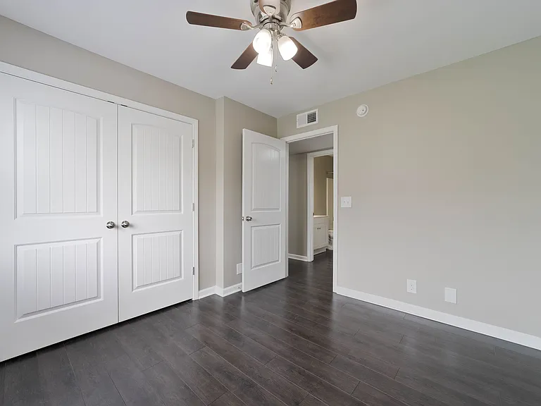 Autumn Ridge Apartment Community — Photo 10