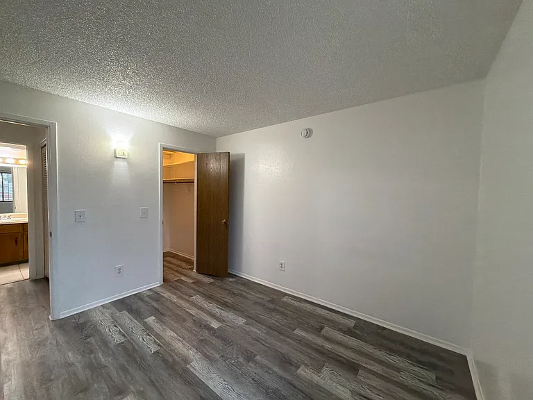 6625 E Golf Links Rd #2 — Photo 8