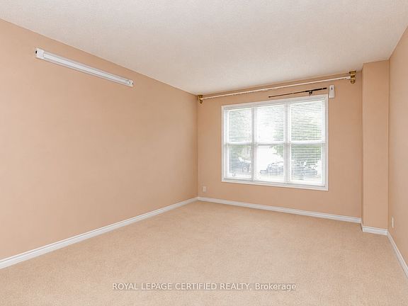 5th image of 11 Pearson Rd