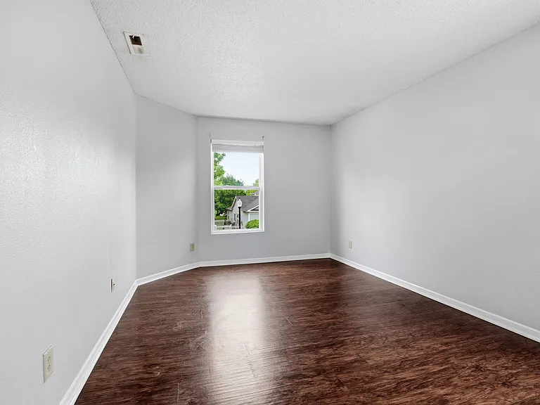 12192 Maize Dr — Photo 34