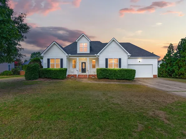 34 Overby Ct, Fuquay Varina, NC 27526