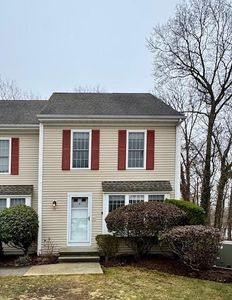 15 Birch St APT 12, Attleboro, MA, 02703