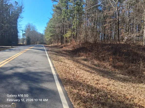 887 Allen Rd, Grantville, GA 30220