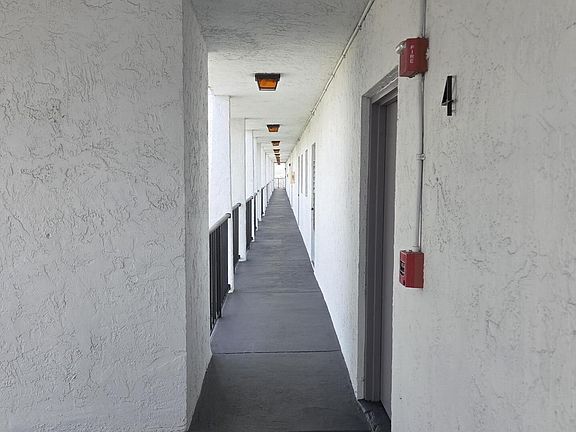 4th image of 2998 Sunrise Lakes Drive E #411