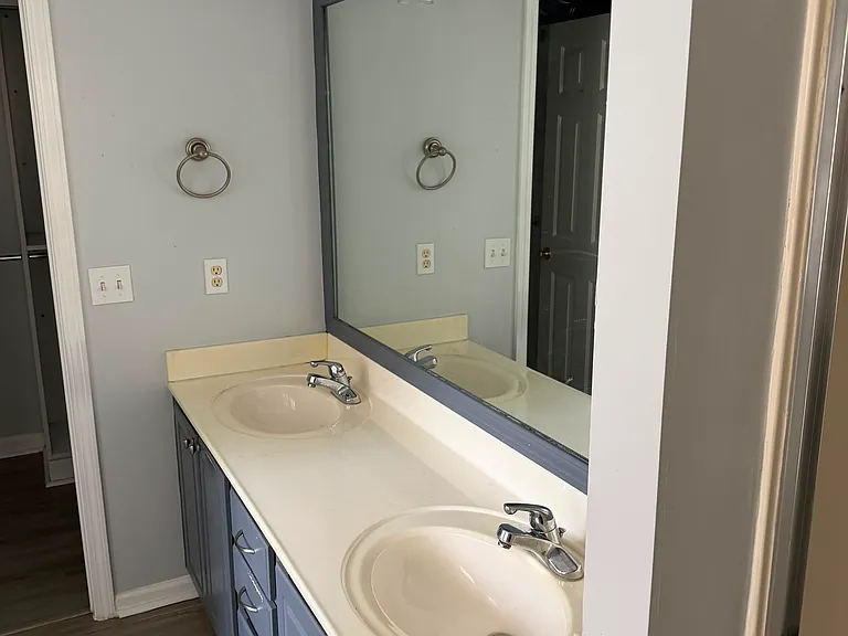 5810 Woodberry Walk — Photo 17