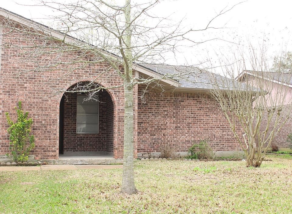 1st image of 11450 Woodviolet Dr
