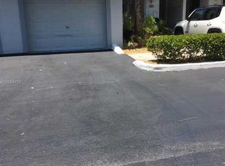 7540 NW 79th Ave APT T2, Tamarac, FL 33321