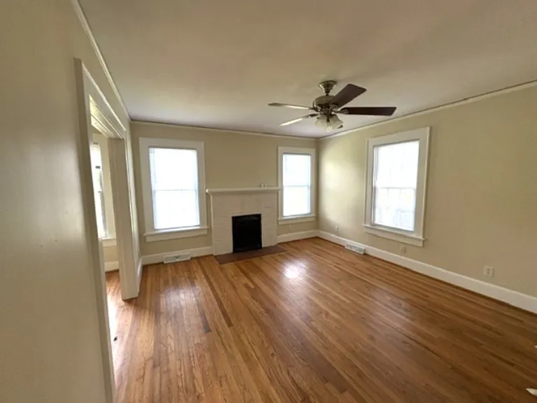 435 Pickens Ct — Photo 24