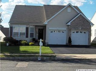 15 Inkberry Ln, Howell, NJ 07731