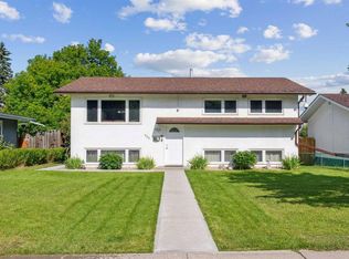 320 W Haddon Rd SW, Calgary, AB T2V2Z3