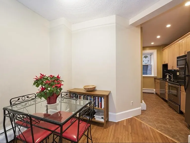 128 Hemenway St #102 — Photo 5