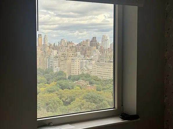 106 Central Park S APT 26C, New York, NY 10019