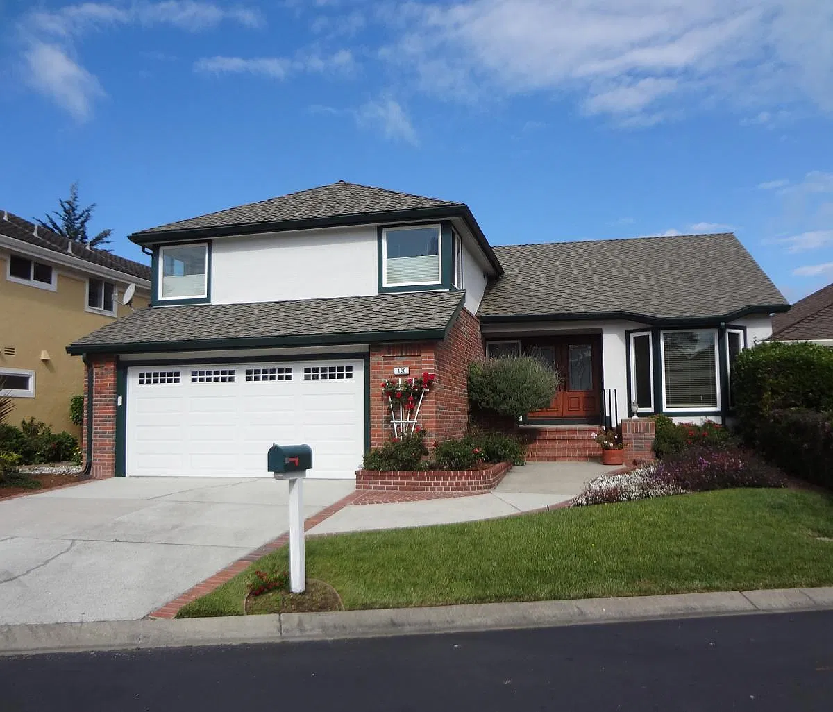 3 bed, 2540 sqft, $6,000 — Photo 1