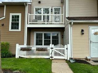 601 Ferris Ln #F1, Doylestown, PA 18901