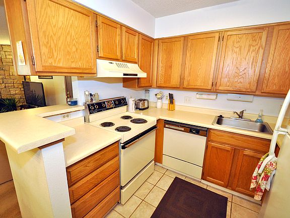 5th image of 390 Zang St APT 5-202