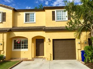 2011 SW 101st Ln, Miramar, FL 33025