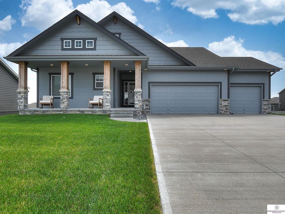 1st image of 16965 Jessica Ln
