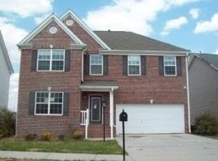 1096 Hawthorn Ln, Grayson, GA 30017