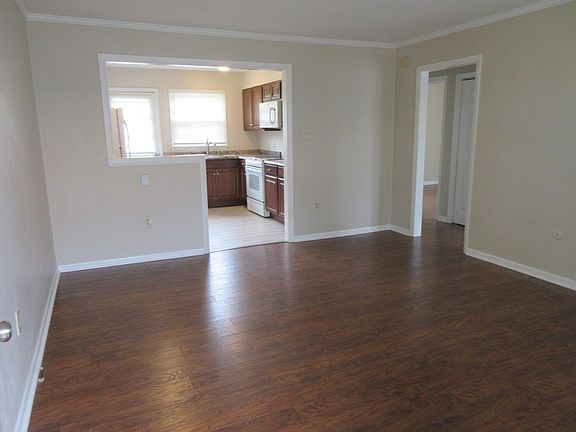 2nd image of 4504 Coronet Ave APT A