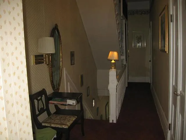 1 bed, 850 sqft, $1,225 — Photo 4