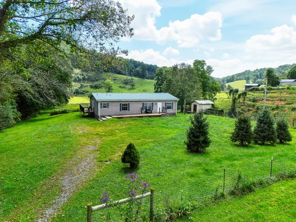 7214 Finney Rd, Honaker, VA 24260