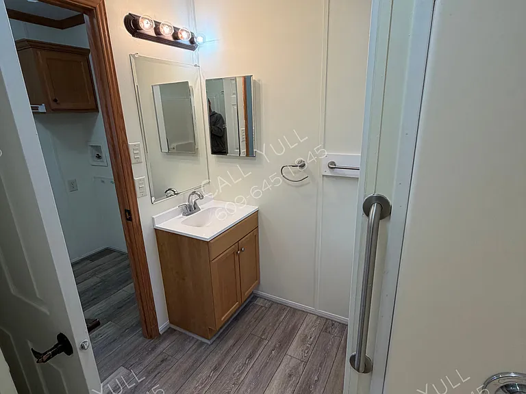 506 Franks Dr — Photo 6