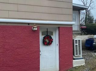 371 Cadwalader Ave #B, Elkins Park, PA 19027