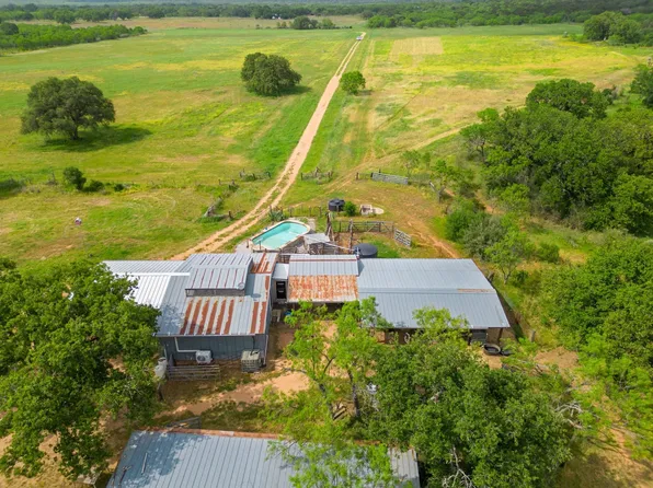 7520 County Road 216A, Llano, TX 78607
