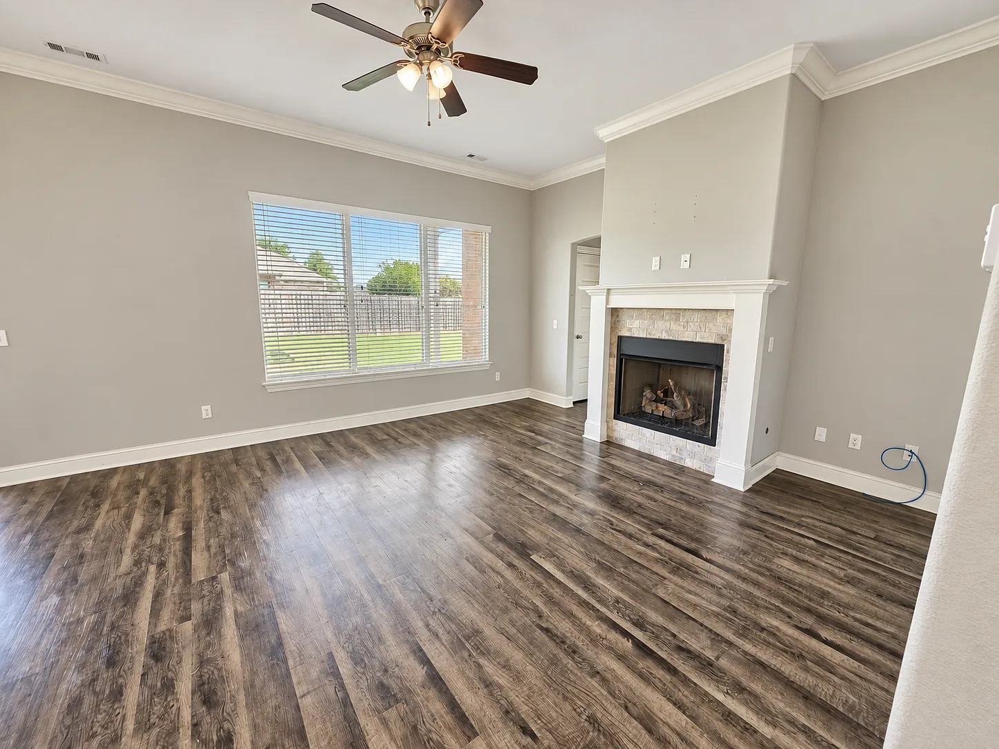 4 bed, 1704 sqft, $2,100 — Photo 2