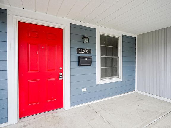 4th image of 1205 Harlan St #1205
