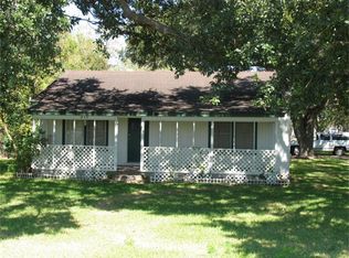 413 Dickinson Rd, Alvin, TX 77511
