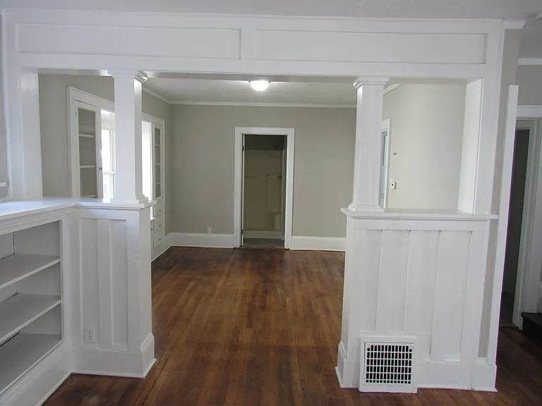 1031 Collinwood Ave — Photo 9