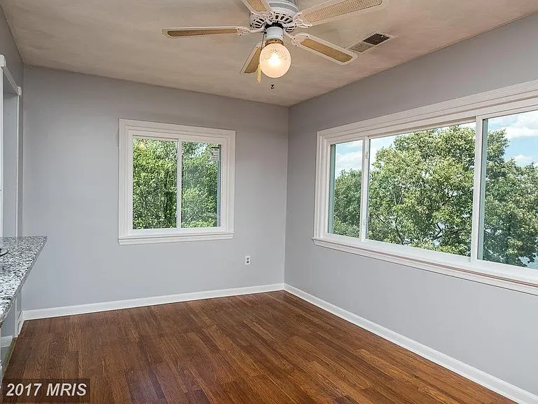 355 Gatewater Ct — Photo 16
