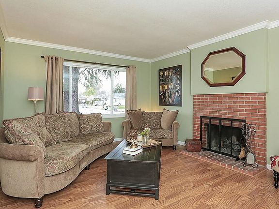 2nd image of 5655 Tonopah Dr