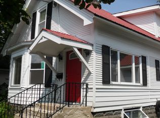 307 Ampersand Ave, Saranac Lake, NY 12983